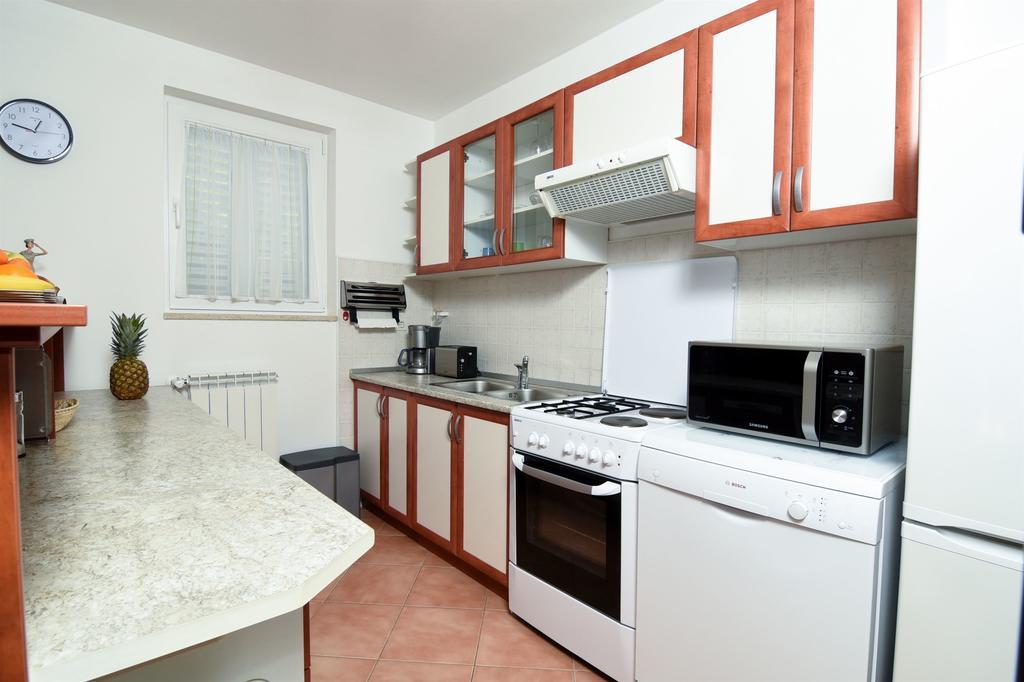 Apartments Marijana Icici Exterior photo